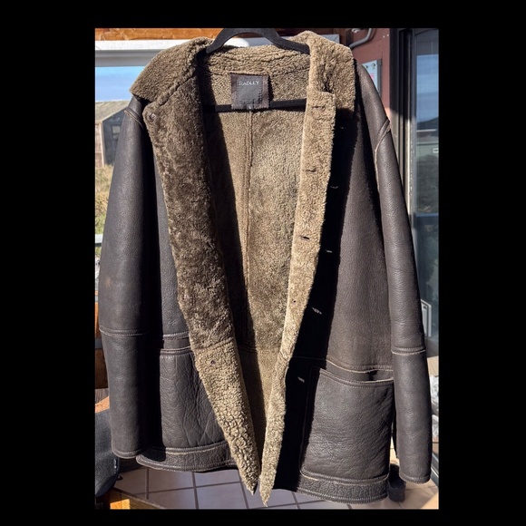 Men’s Radley Brown Leather Coat with Shearling Lining. Size Large - Picture 2 of 10